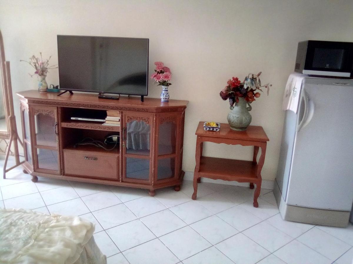 View Talay Condo #1 = Jomtien Call Me +66-8-68409-206 Паттая Екстер'єр фото